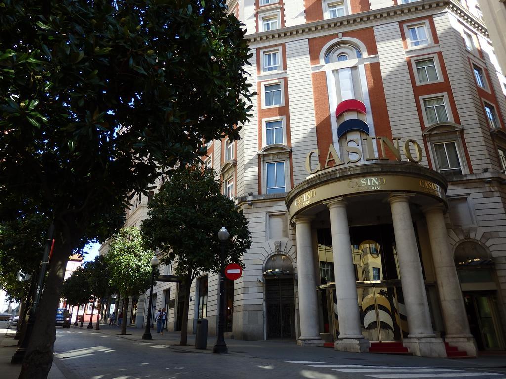 Hotel Acebos Azabache 希洪 外观 照片