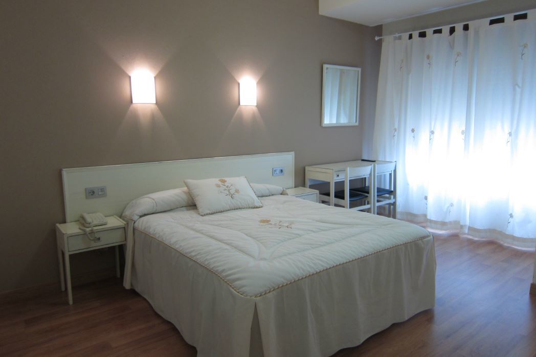 Hotel Acebos Azabache 希洪 外观 照片